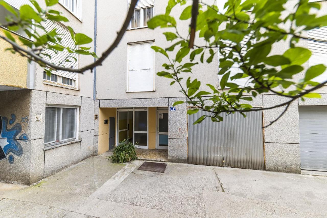 Alan Apartment
